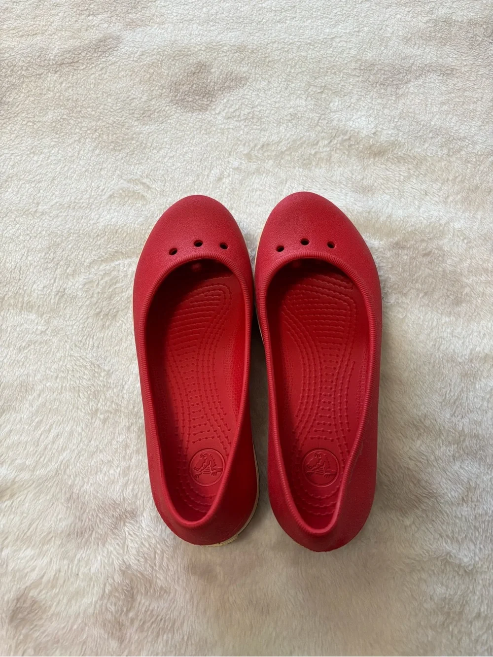 CROCS lightweight easy